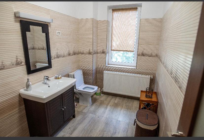 Hotel Vila Jean Bart Mangalia Esterno foto